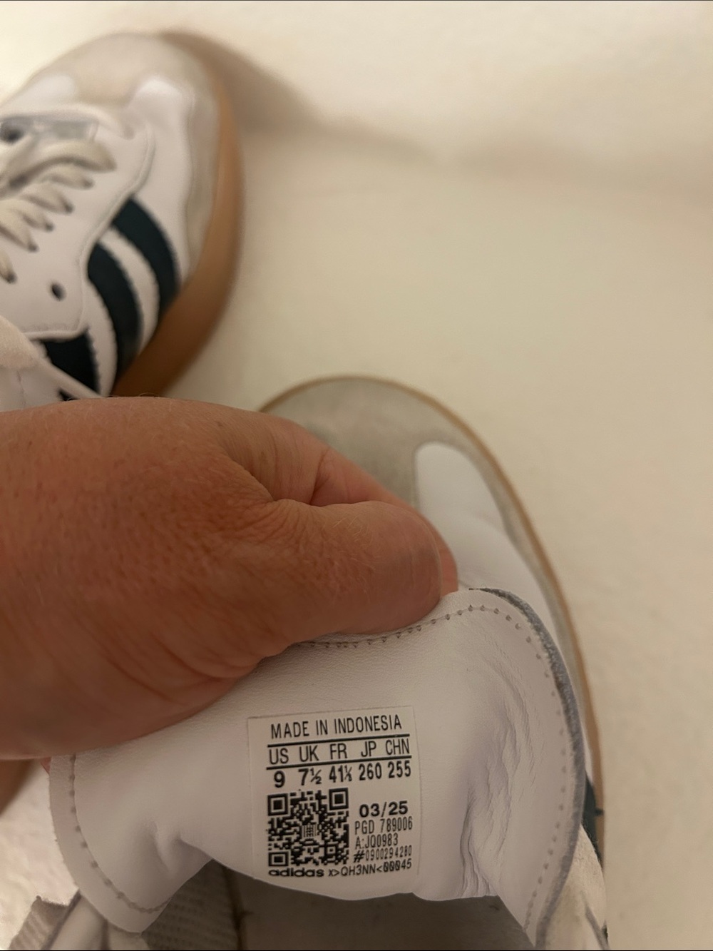 Trending Adidas Samba Platform Sneakers with Hunter Green Stripes and Gum Sole - Picture 3 of 6